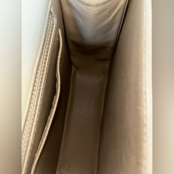 Chanel Square Quilt Flap Bag Vintage - Picture 9 of 16